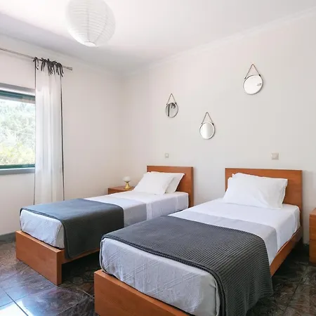 Stunning 3-bed-2-bath Over Douro River;porto - Wifi-sleep 6-10 Sameiro