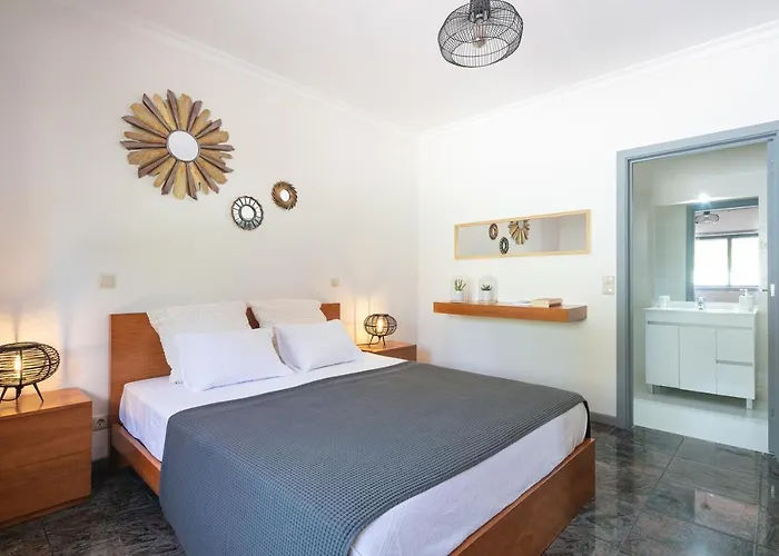 Stunning 3-bed-2-bath Over Douro River;porto - Wifi-sleep 6-10 Vila